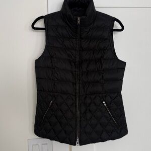 EUC light weight Talbots puffer vest size small